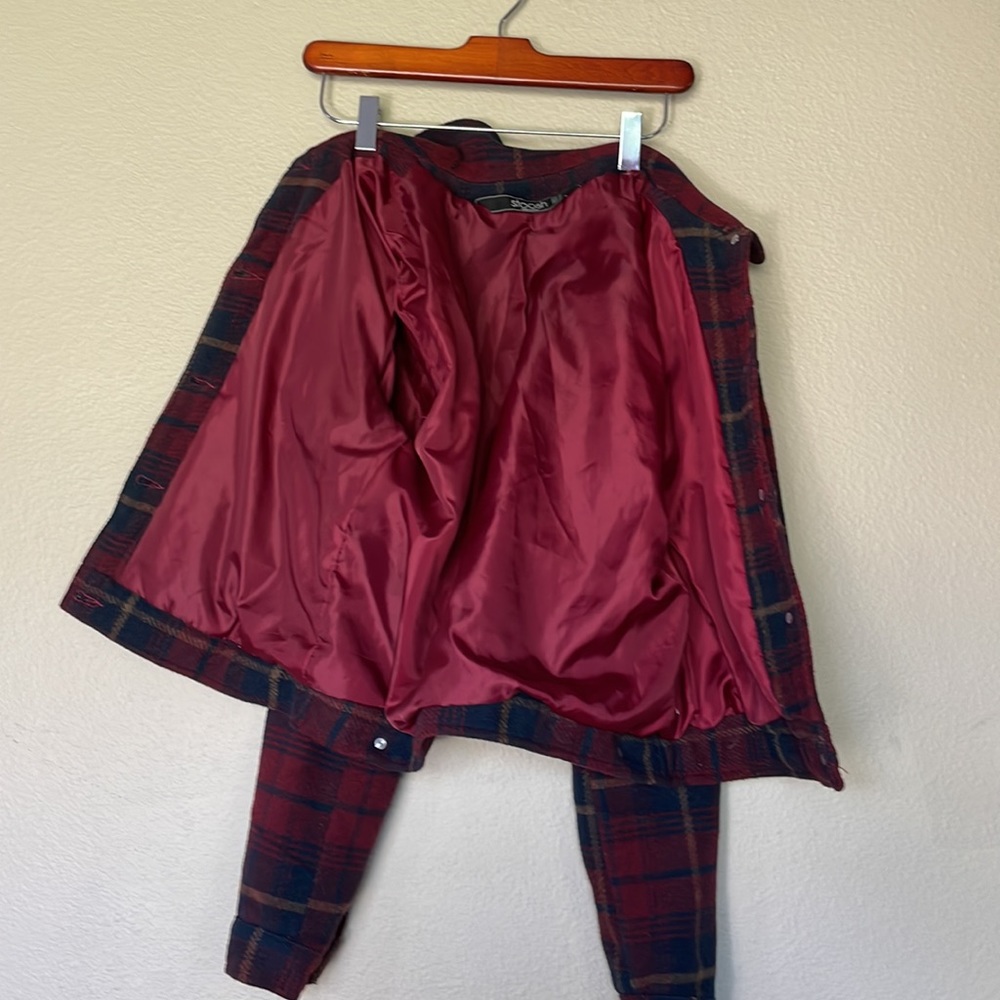 Hot Topic Plaid Jacket - Picture 5 of 6
